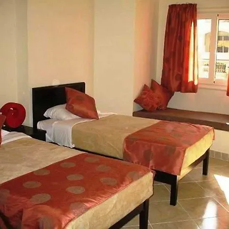 El Andalous Apartment